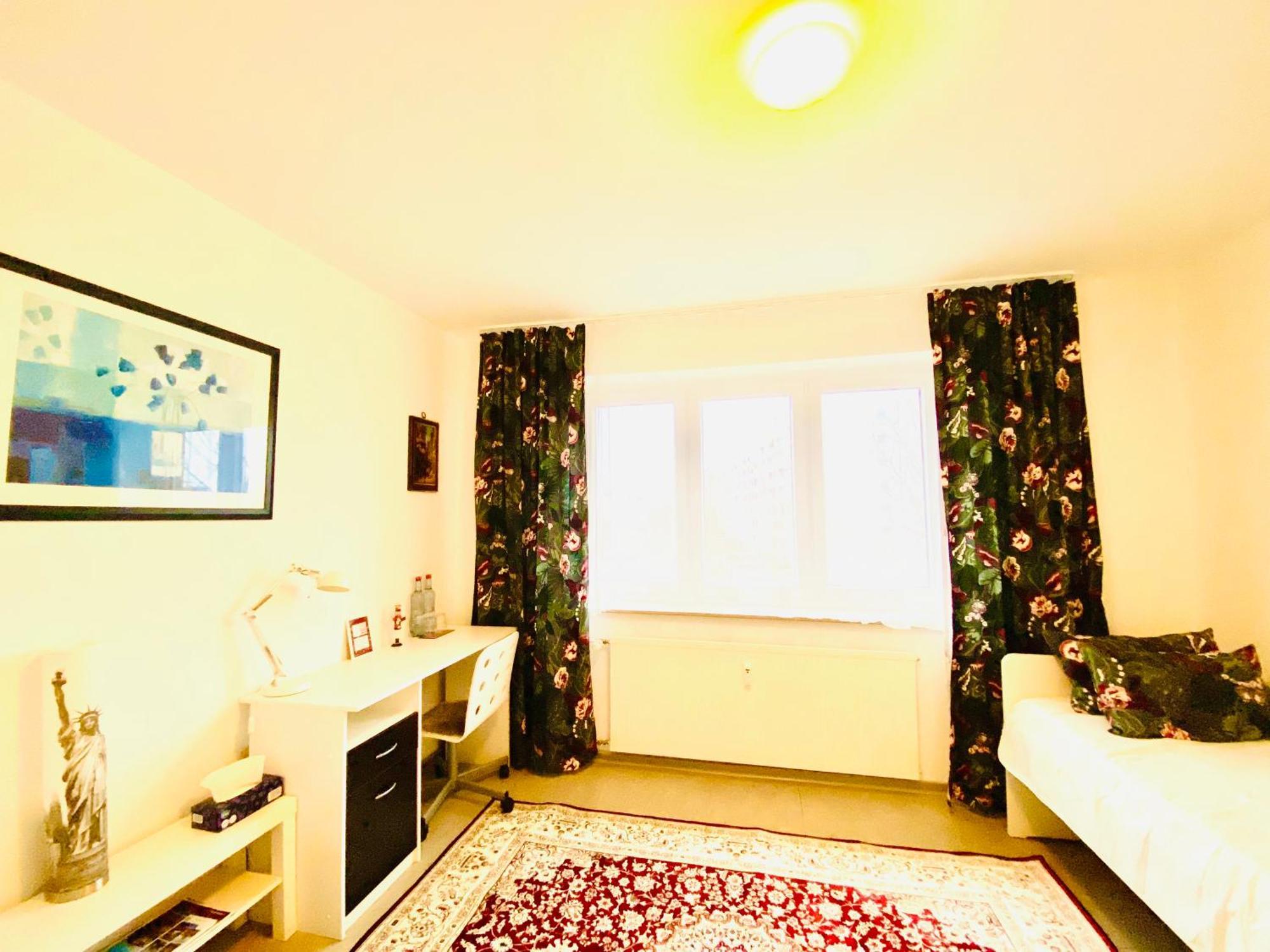 Welcome To Messe!-Two-Bedroom Apartment&Balcony Hannover Eksteriør billede